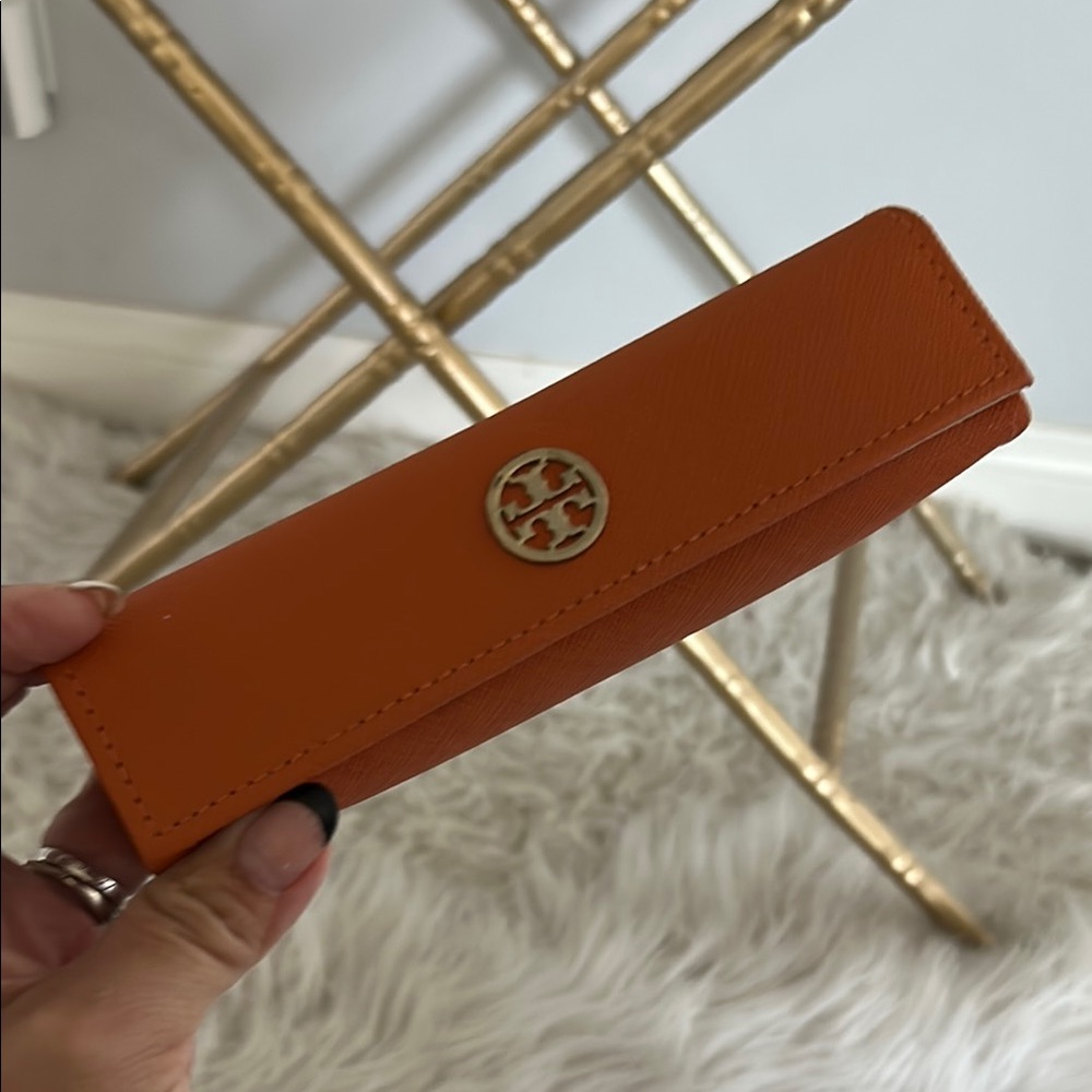 Tory Burch Orange eye glass case  Sleek Design Compact Size